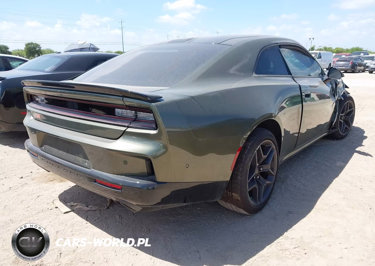 2026 Dodge Charger Scat Pack 2-Door Awd VIN:2C3CDAMP4TR248538 - 4