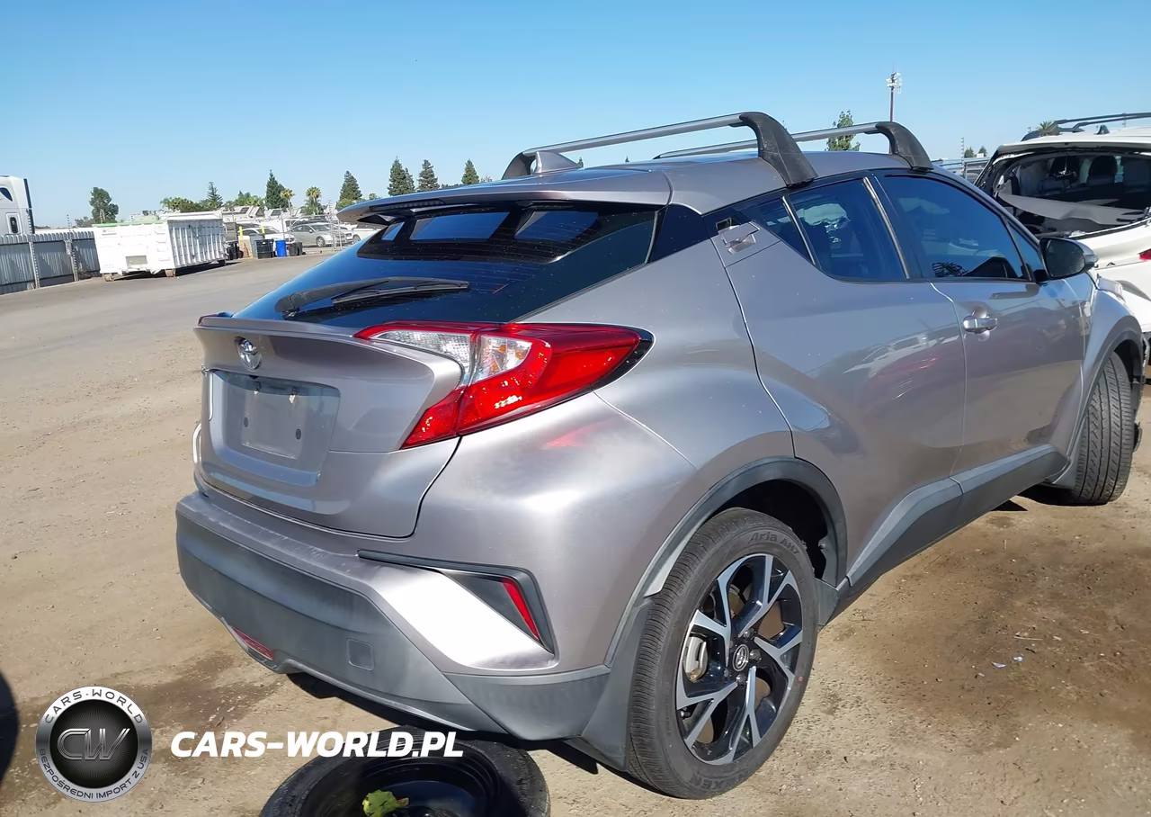 2018 Toyota C-Hr Xle Premium VIN:NMTKHMBX6JR046819 - 4