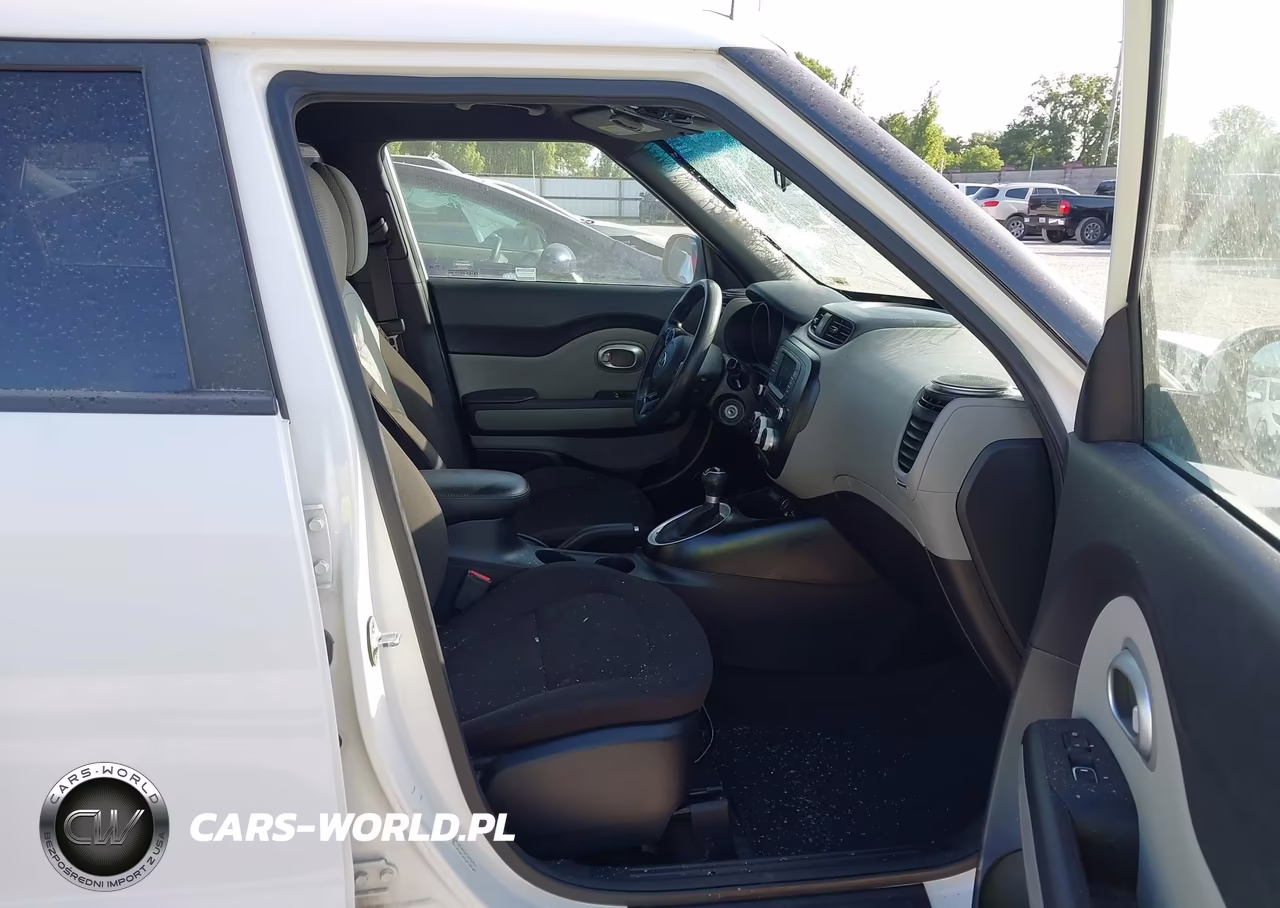 2018 Kia Soul VIN:KNDJN2A24J7561165 - 5