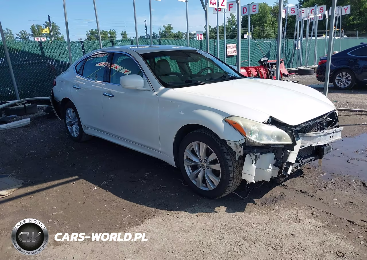 2011 Infiniti M37X