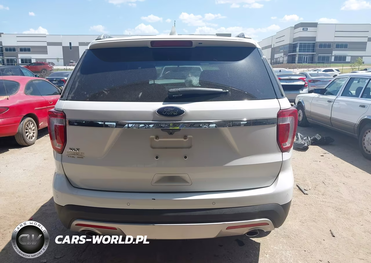 2017 Ford Explorer Xlt VIN:1FM5K7D82HGB90729 - 16