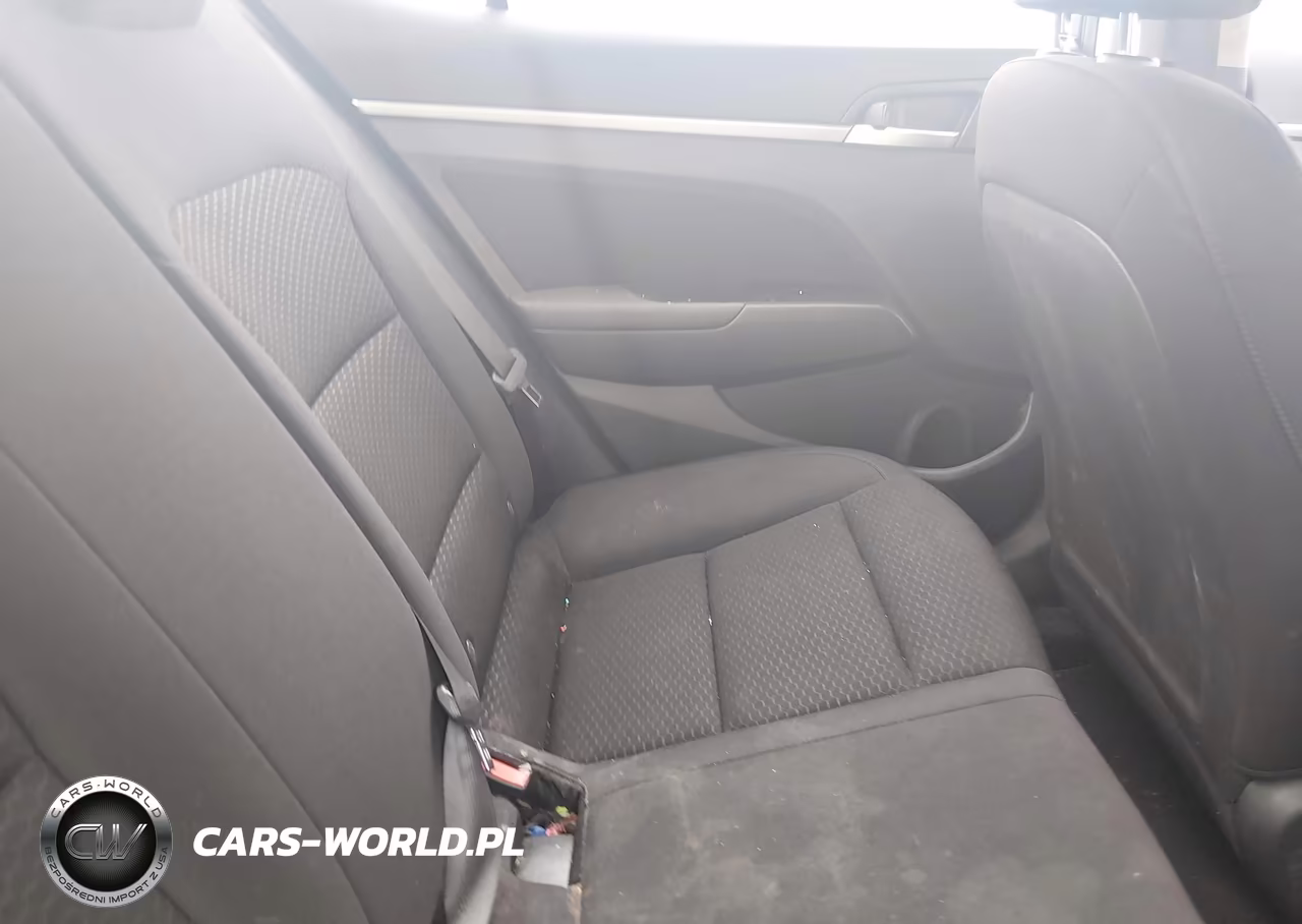 2019 Hyundai Elantra Value Edition VIN:KMHD84LF9KU853750 - 8