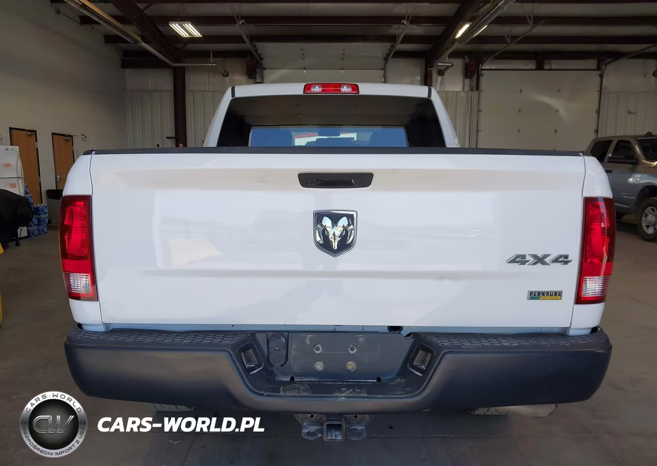 2019 Ram 1500 Classic Tradesman 4X4 5'7 Box VIN:1C6RR7KG2KS658367 - 16