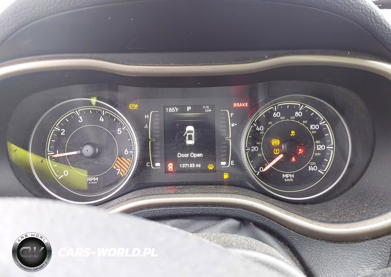 2014 Jeep Cherokee Latitude VIN:1C4PJMCB7EW133407 - 7