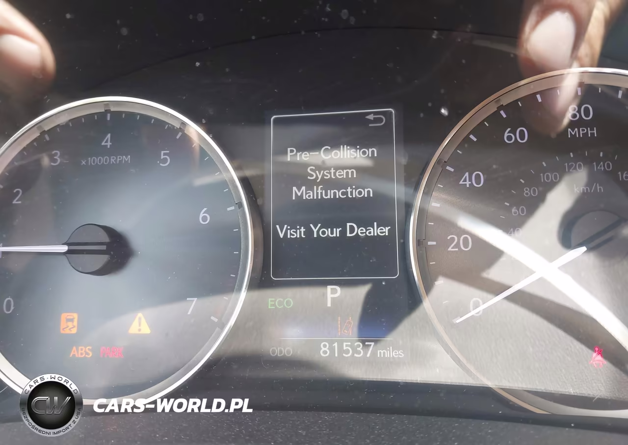 2018 Lexus Is 300 VIN:JTHC81D20J5033039 - 15
