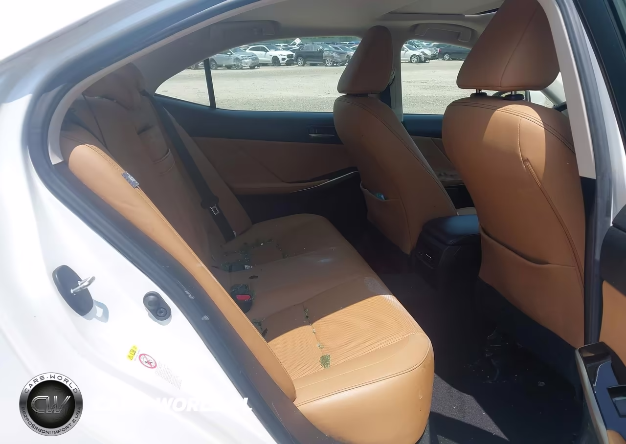 2018 Lexus Is 300 VIN:JTHC81D20J5033039 - 8