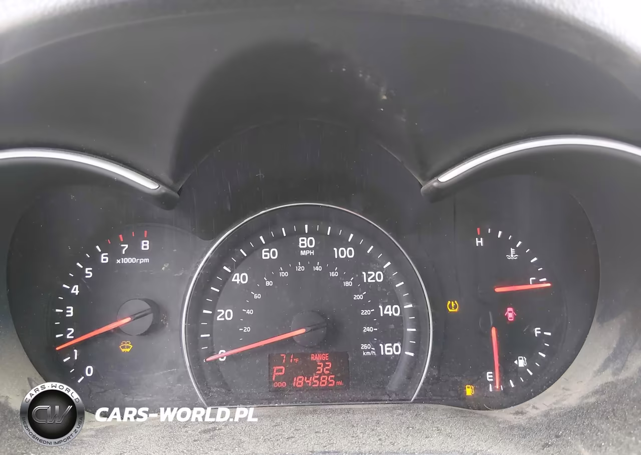 2015 Kia Sorento Lx VIN:5XYKT4A68FG573323 - 7