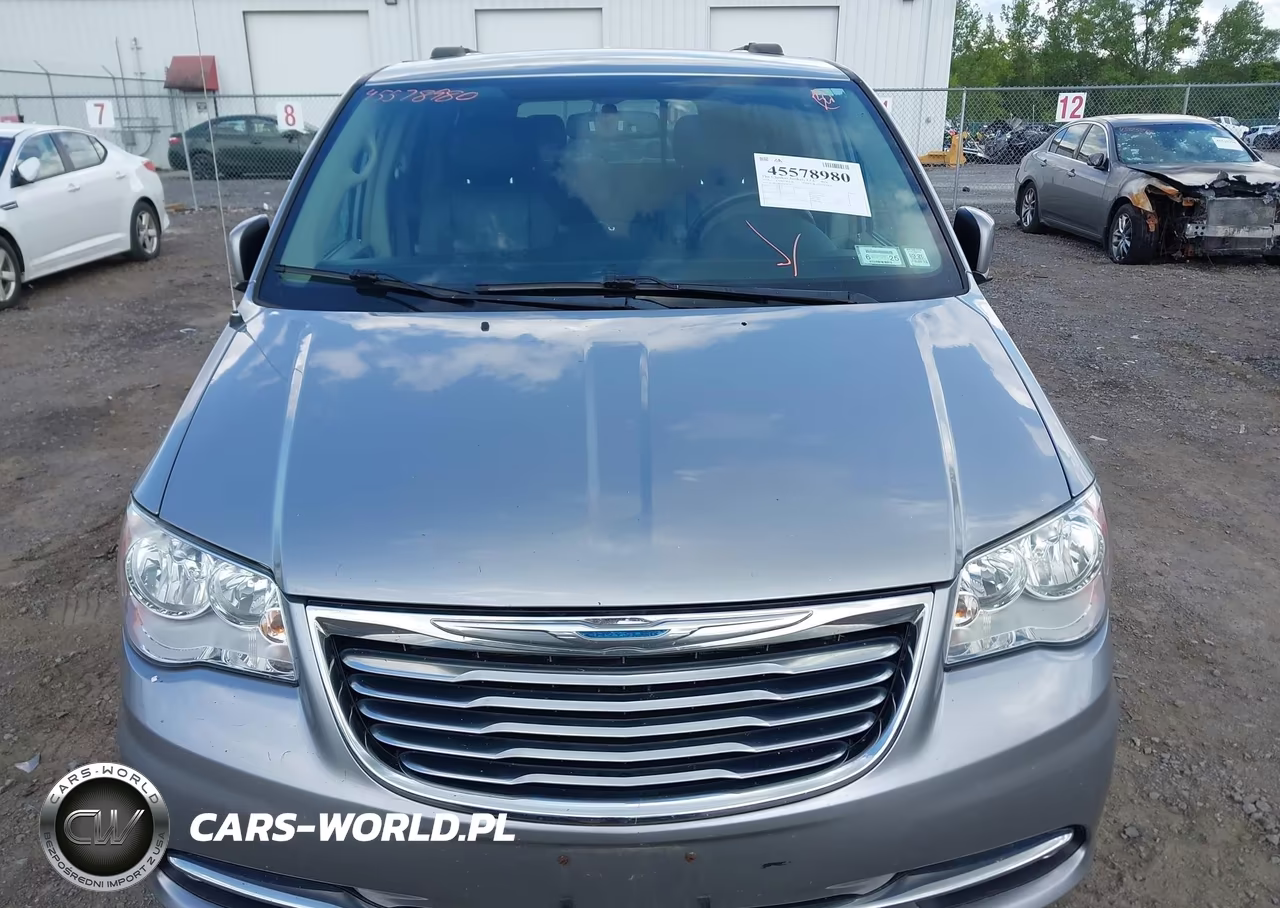 2016 Chrysler Town & Country Touring VIN:2C4RC1BG6GR283339 - 12