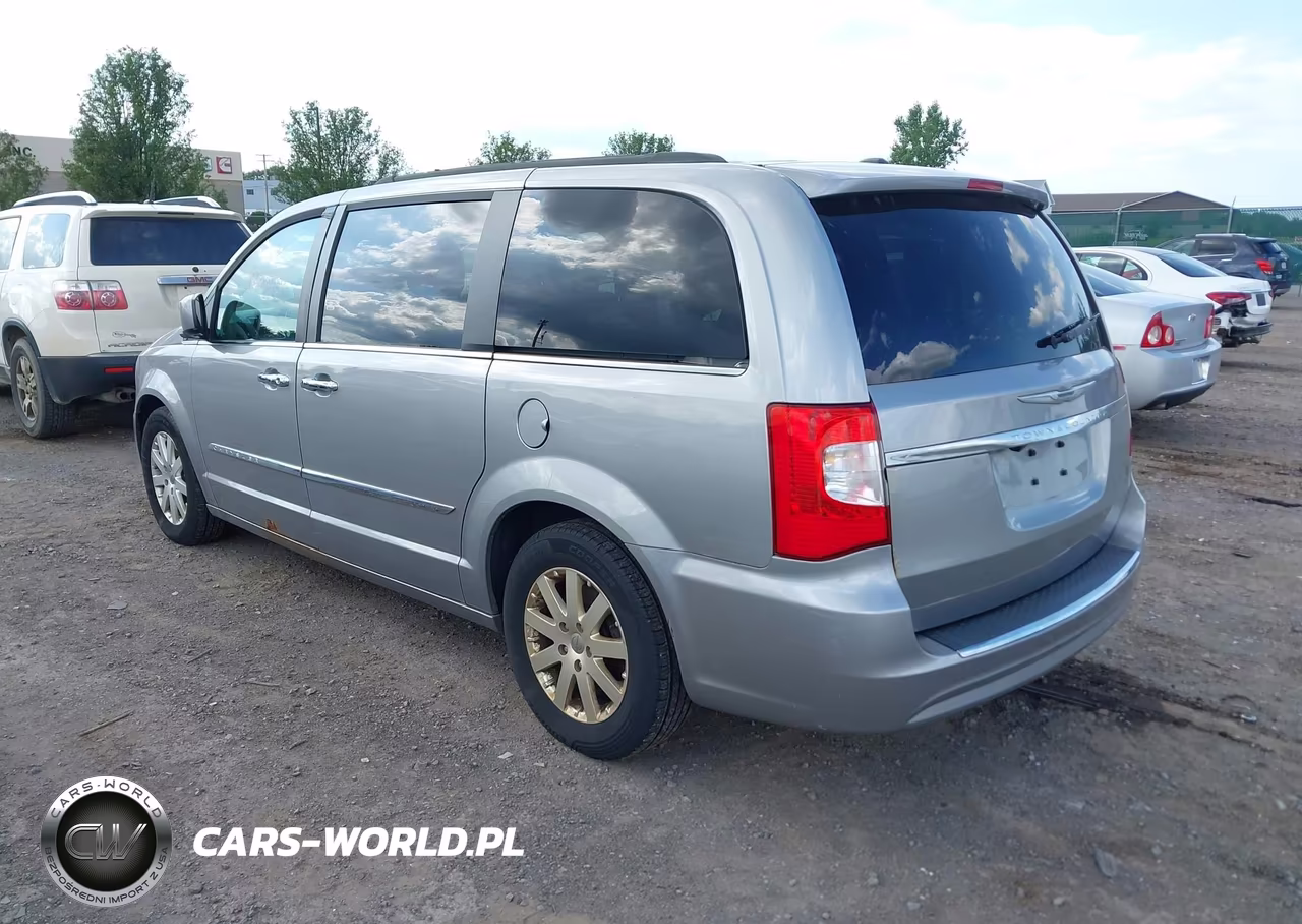 2016 Chrysler Town & Country Touring VIN:2C4RC1BG6GR283339 - 3