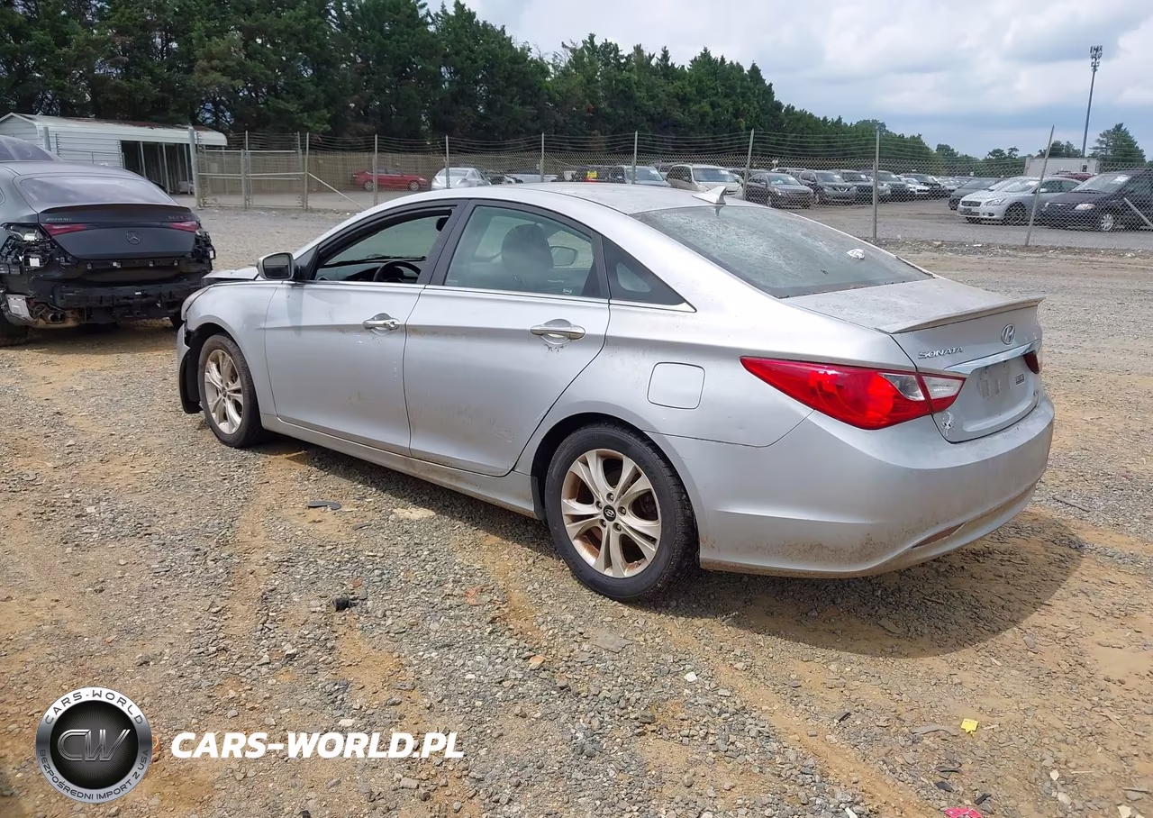 2011 Hyundai Sonata Limited VIN:5NPEC4ACXBH254530 - 3