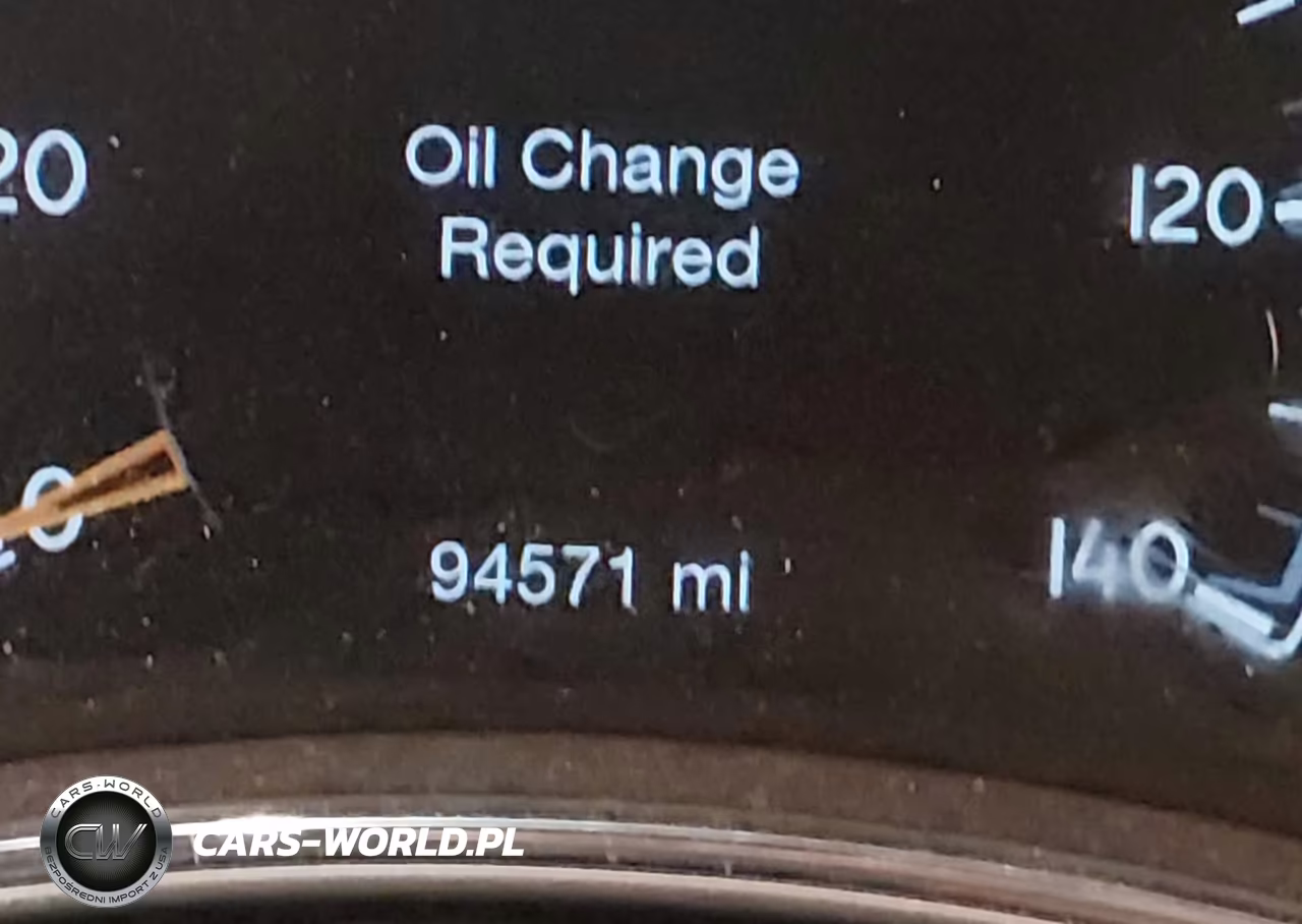 2018 Jeep Grand Cherokee Altitude 4X4 VIN:1C4RJFAG0JC123963 - 15