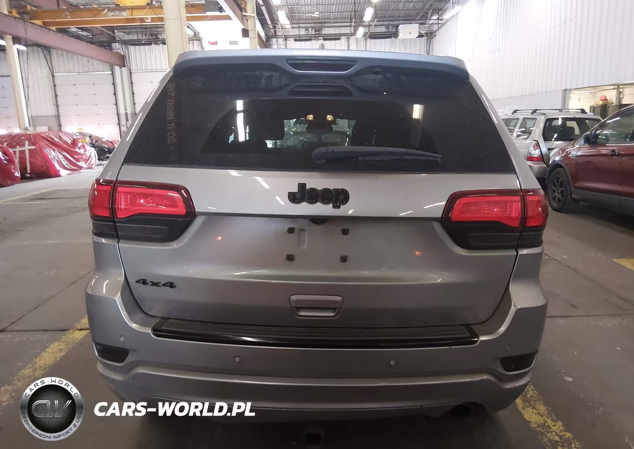 2018 Jeep Grand Cherokee Altitude 4X4 VIN:1C4RJFAG0JC123963 - 16