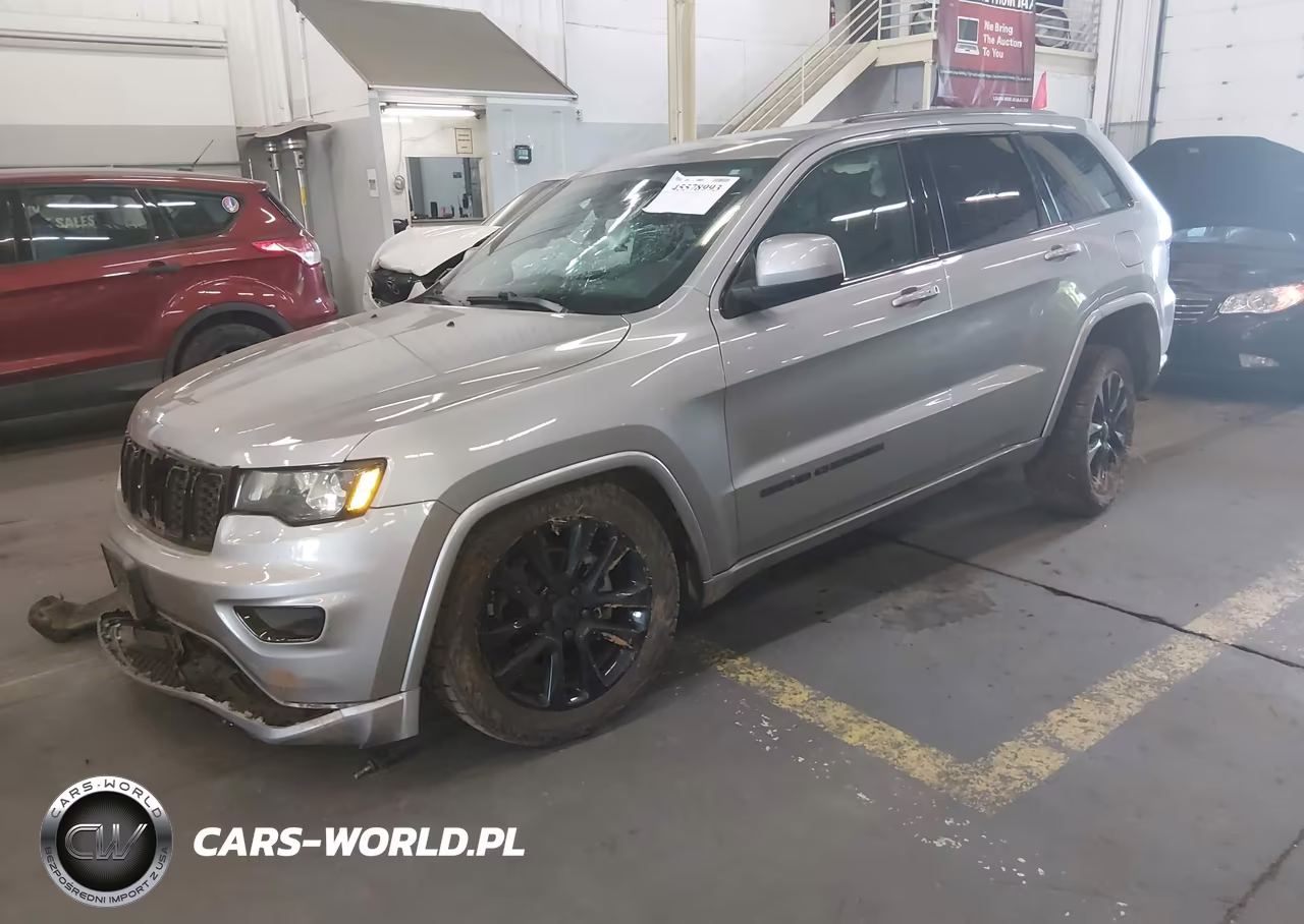 2018 Jeep Grand Cherokee Altitude 4X4 VIN:1C4RJFAG0JC123963 - 2