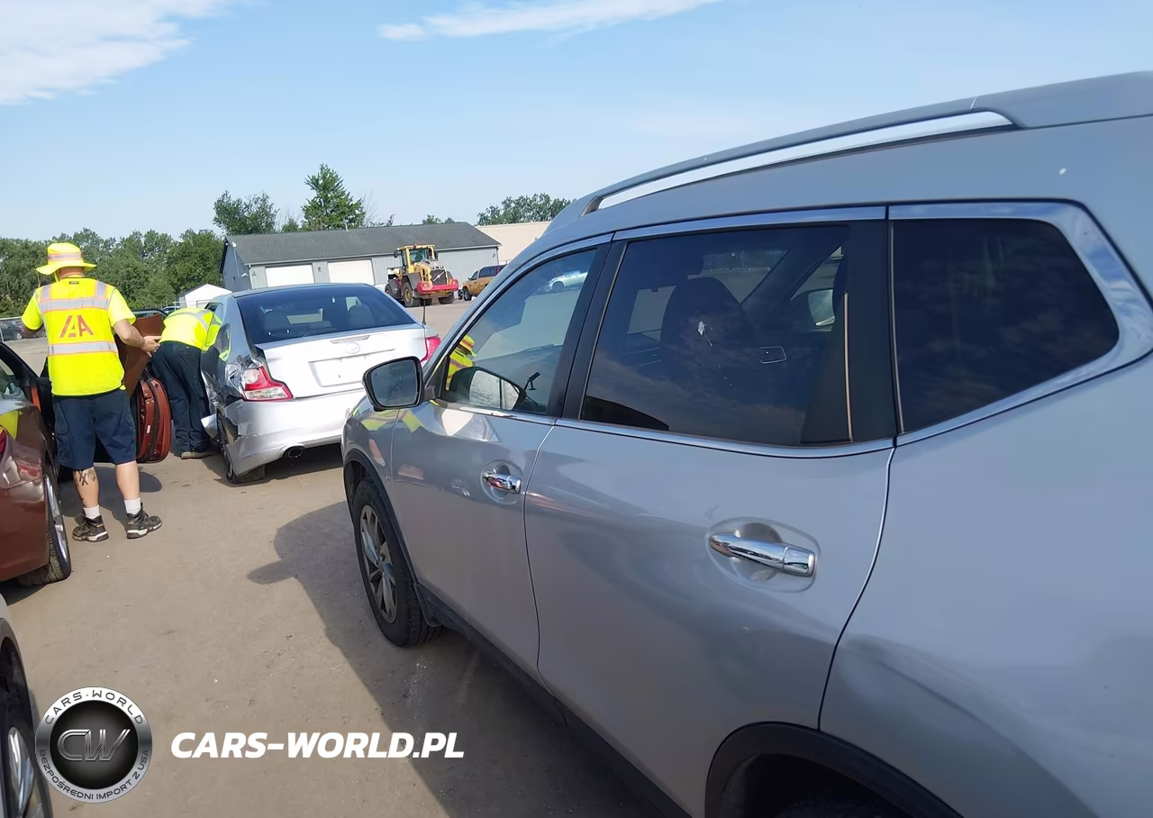 2014 Nissan Rogue Sl VIN:5N1AT2MV1EC851013 - 14