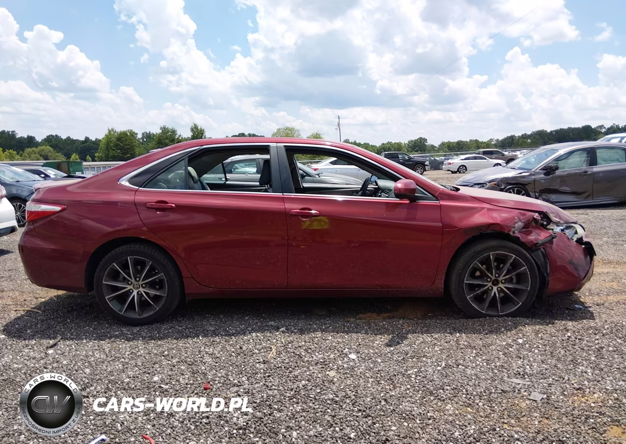 2015 Toyota Camry Xse VIN:4T1BF1FK4FU877612 - 13