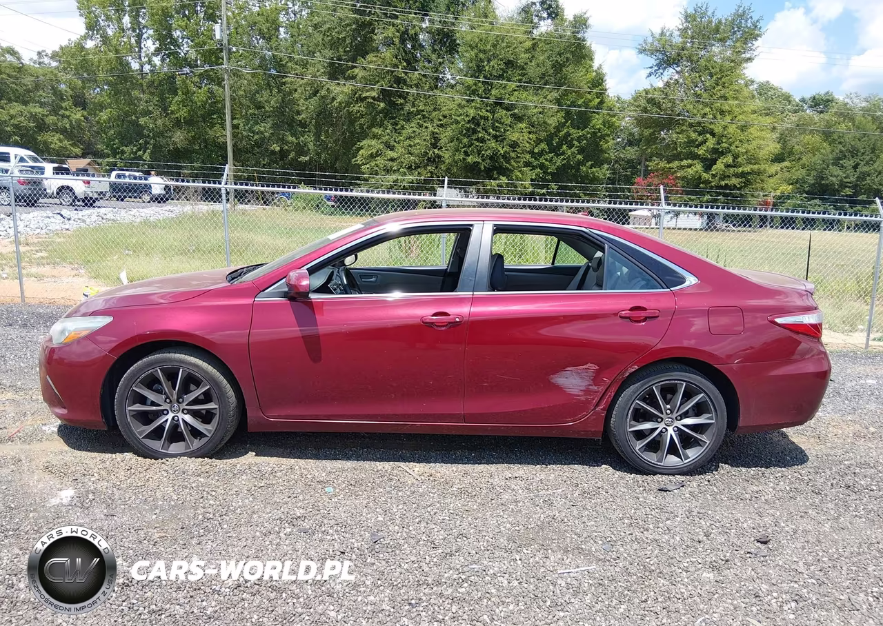 2015 Toyota Camry Xse VIN:4T1BF1FK4FU877612 - 14