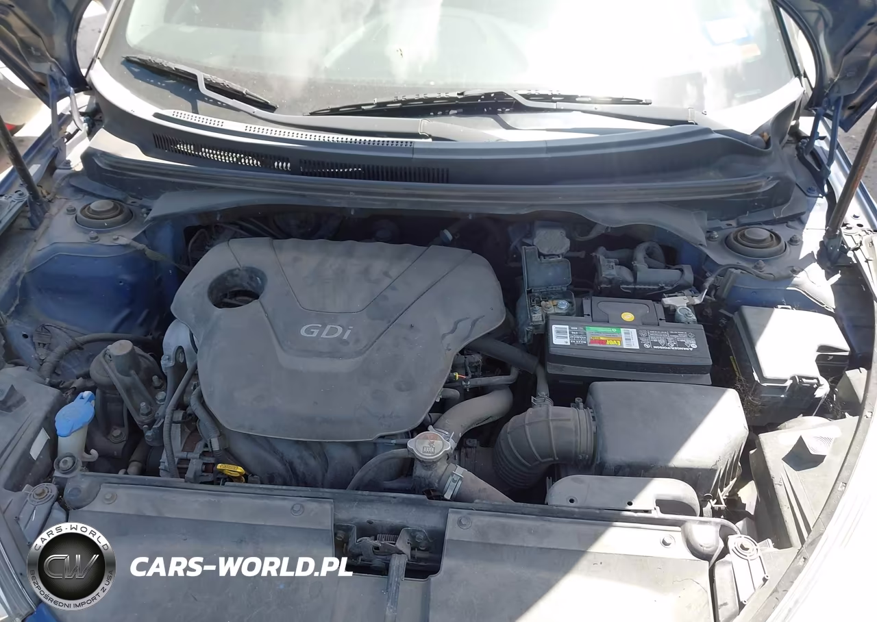 2016 Hyundai Veloster VIN:KMHTC6AD5GU271627 - 10