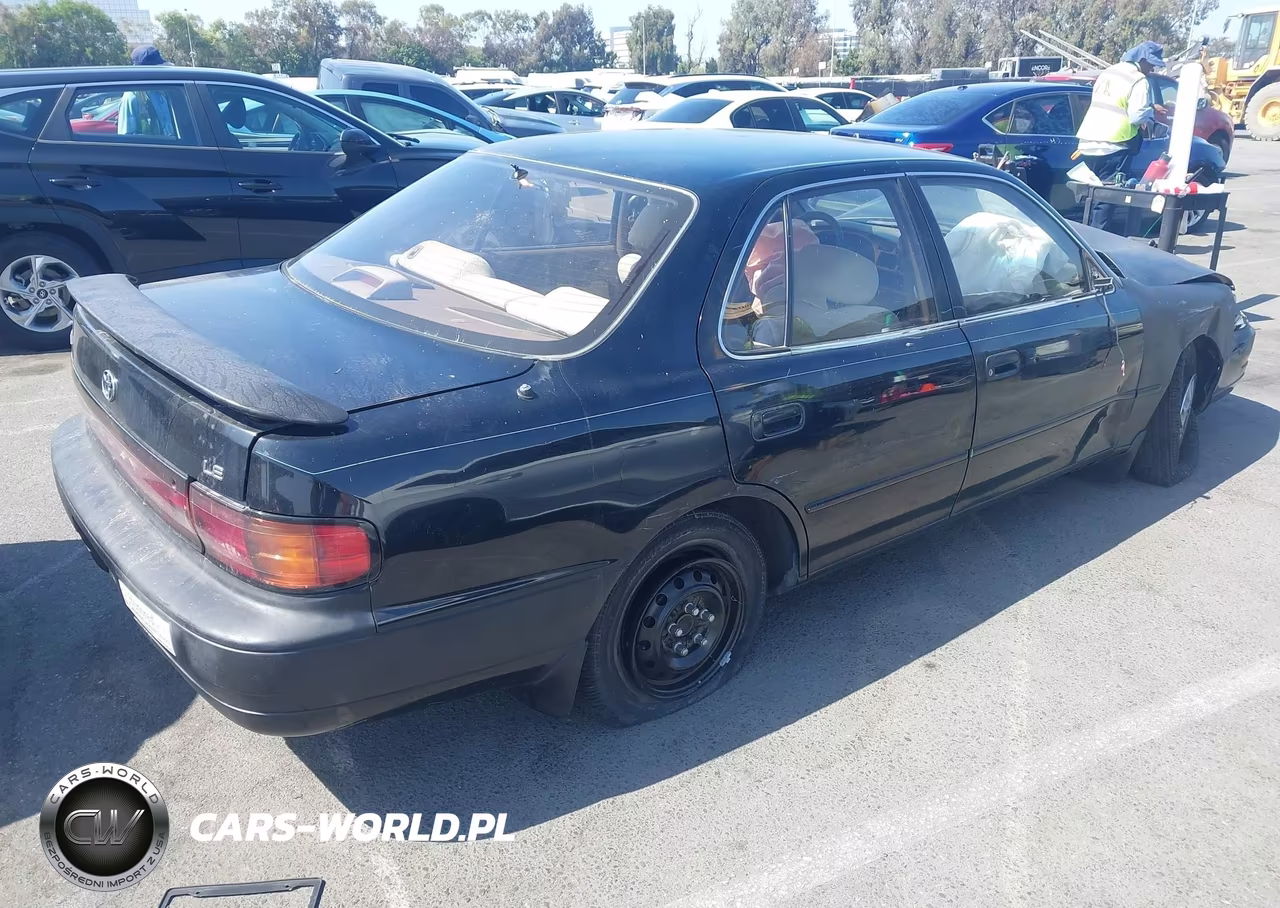 1994 Toyota Camry Le VIN:JT2SK12E6R0191494 - 4