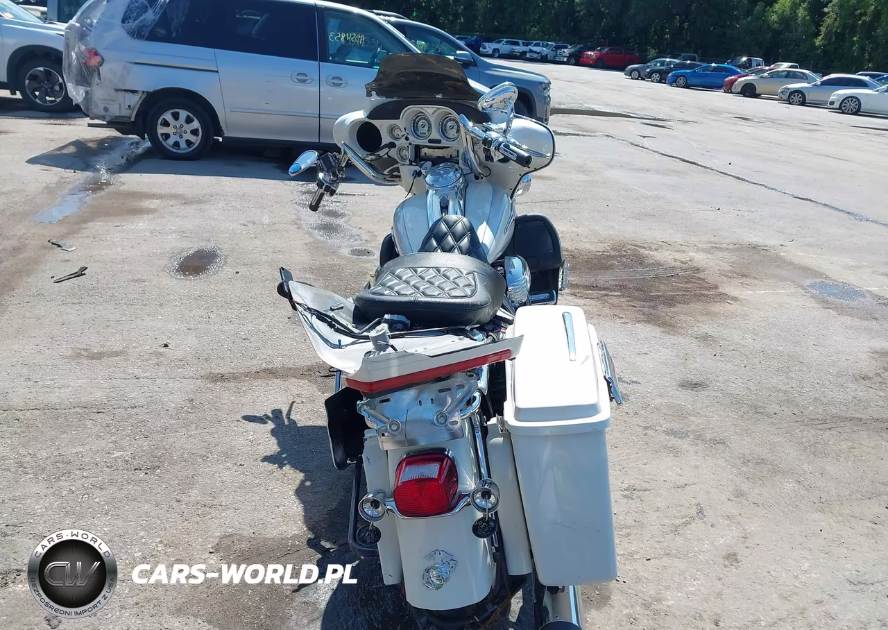 2008 Harley-Davidson Flhtcuse3 VIN:1HD1PR8198Y959376 - 6