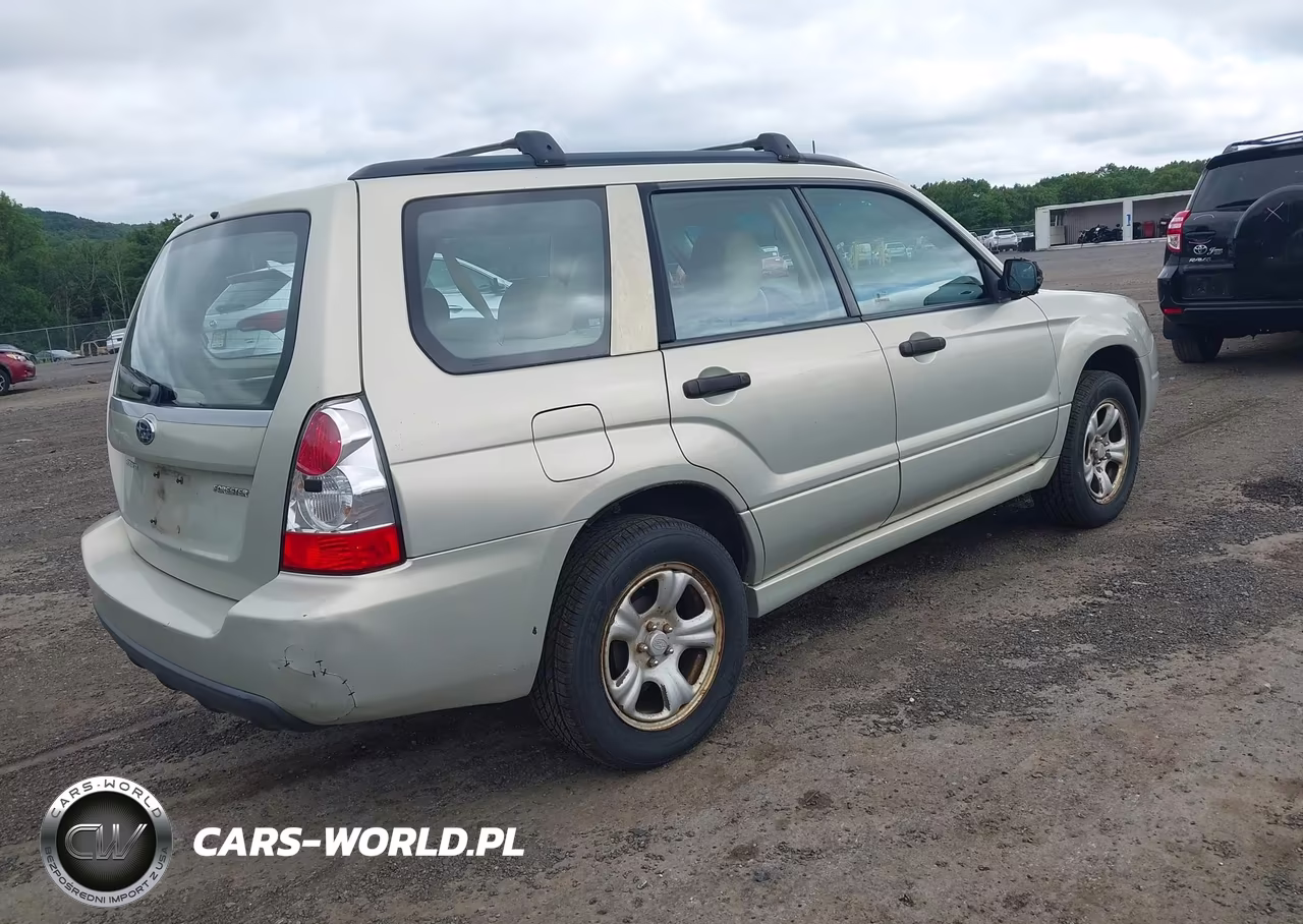 2007 Subaru Forester 2.5X VIN:JF1SG63637H705464 - 4