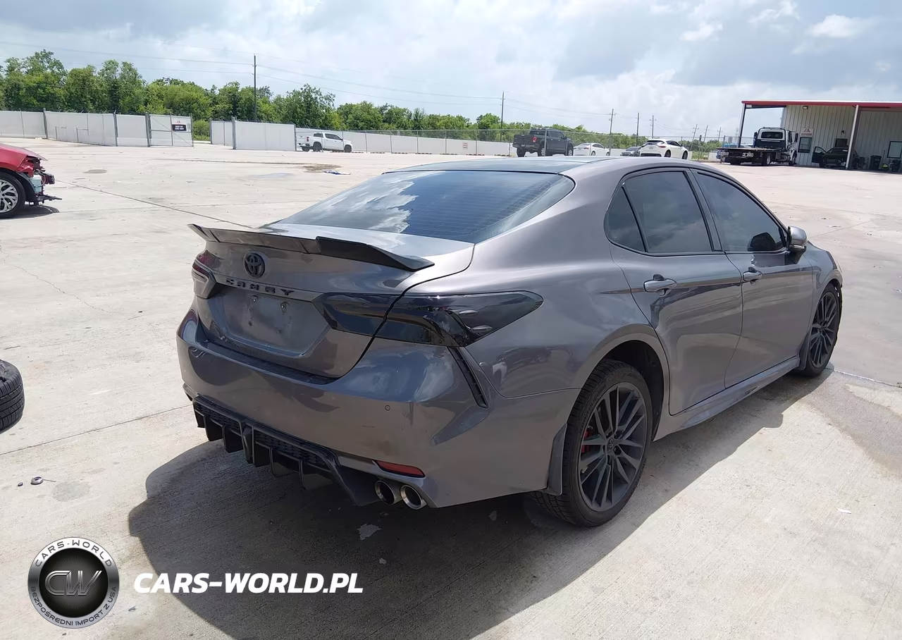 2018 Toyota Camry Xse VIN:4T1B61HK3JU122800 - 4