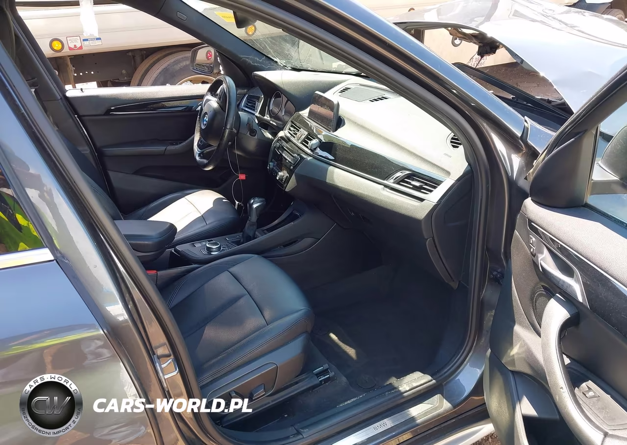 2018 BMW X1 Sdrive28I VIN:WBXHU7C38J5L06571 - 5
