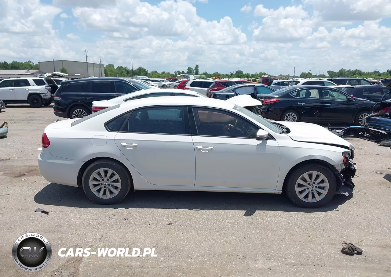 2012 Volkswagen Passat 2.5L S VIN:1VWAH7A36CC096764 - 13