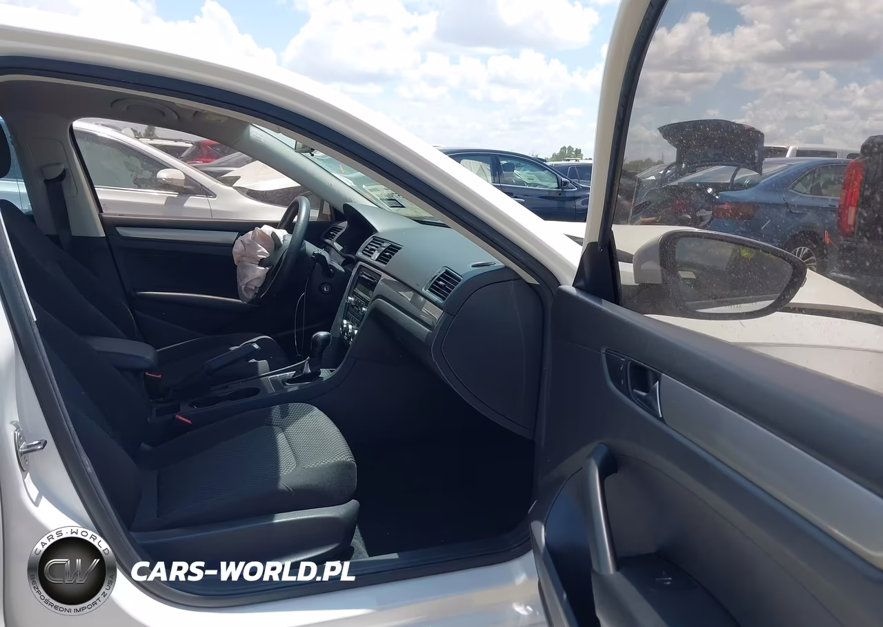 2012 Volkswagen Passat 2.5L S VIN:1VWAH7A36CC096764 - 5