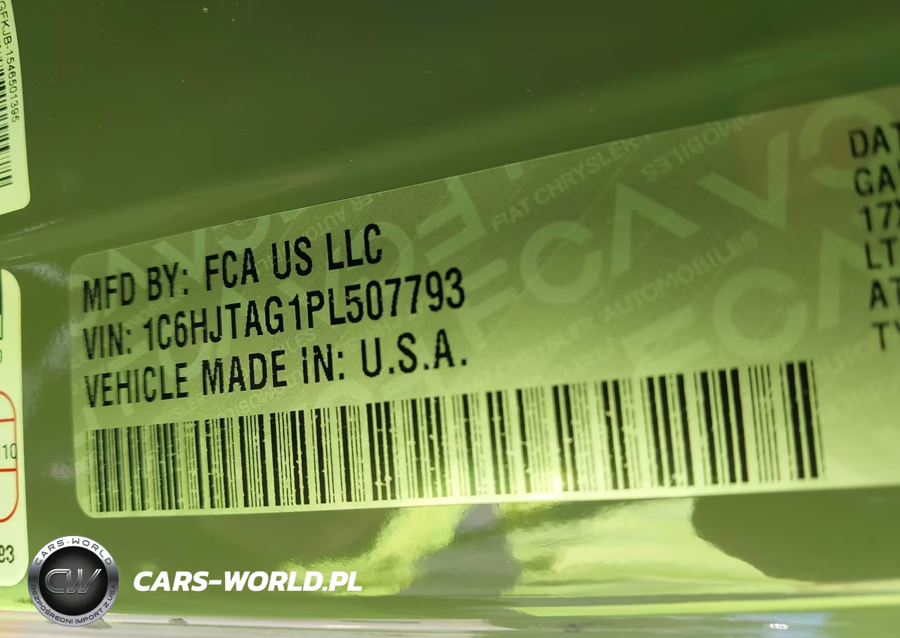 2023 Jeep Gladiator Willys 4X4 VIN:1C6HJTAG1PL507793 - 9