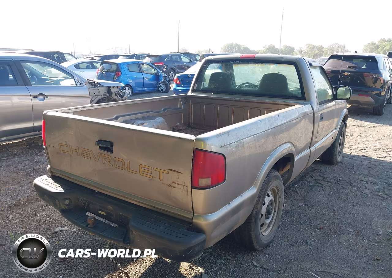 1998 Chevrolet S-10 Fleetside VIN:1GCCT14X2WK130988 - 4