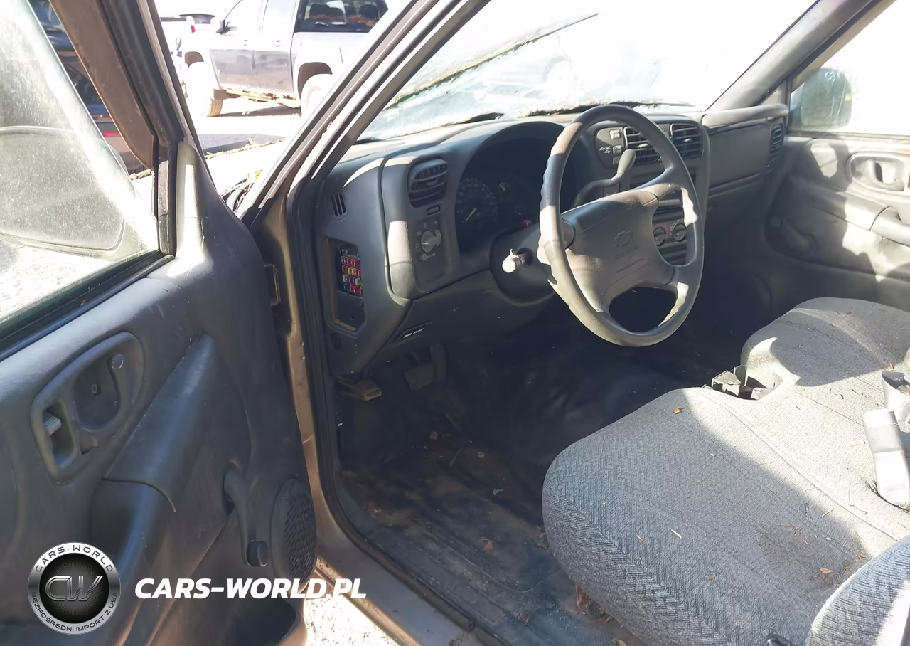 1998 Chevrolet S-10 Fleetside VIN:1GCCT14X2WK130988 - 8
