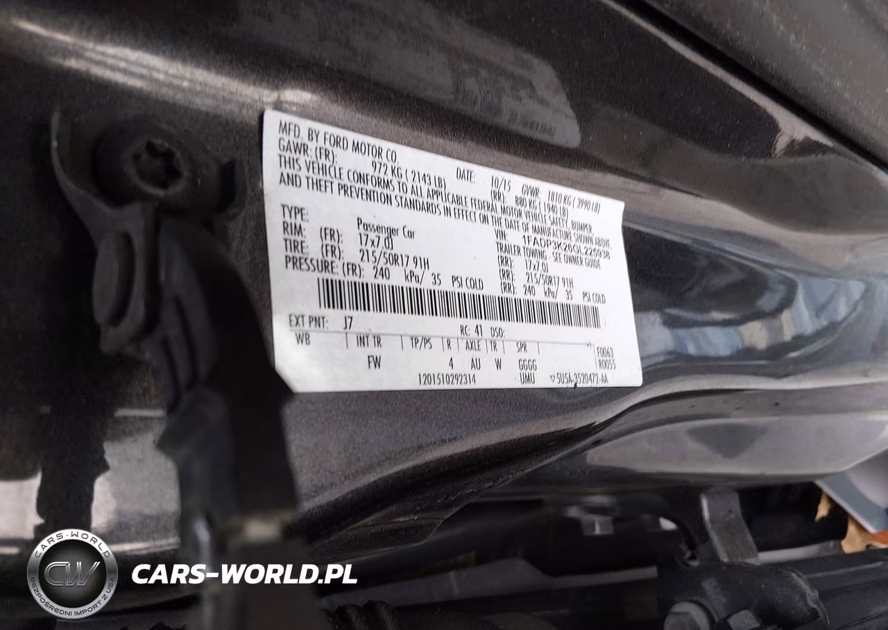 2016 Ford Focus Se VIN:1FADP3K26GL225938 - 9
