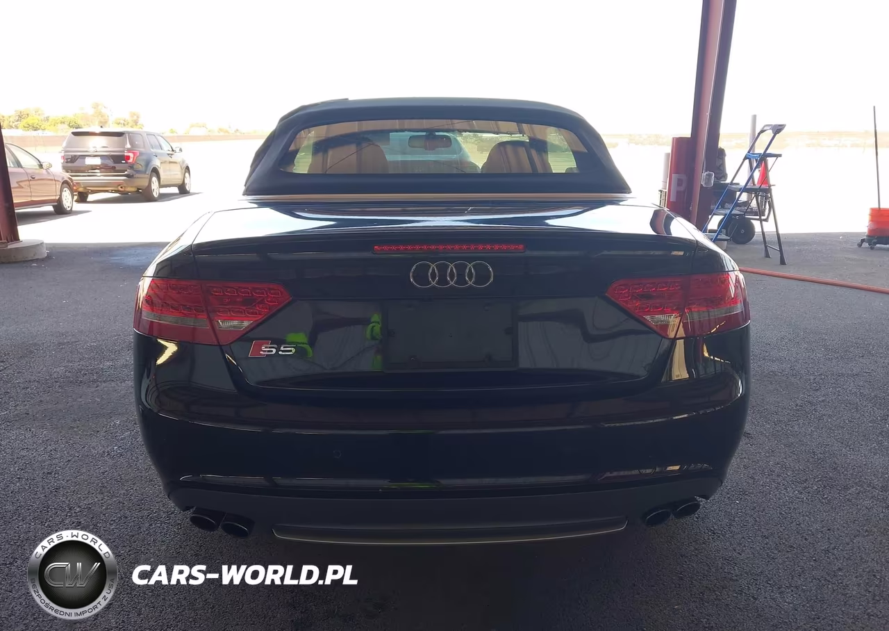 2012 Audi S5 Premium Plus VIN:WAUCGAFH8CN000585 - 16