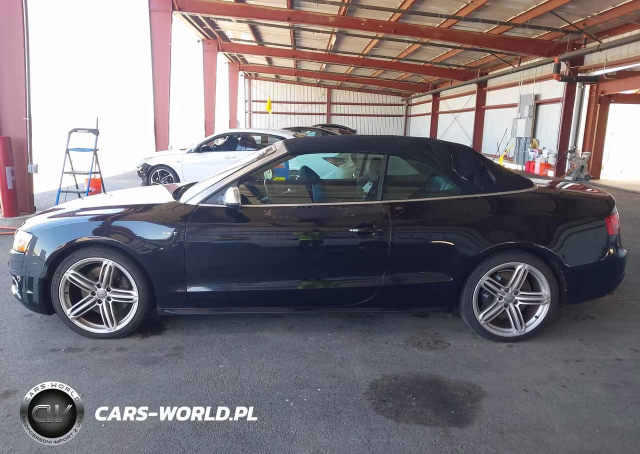 2012 Audi S5 Premium Plus VIN:WAUCGAFH8CN000585 - 6