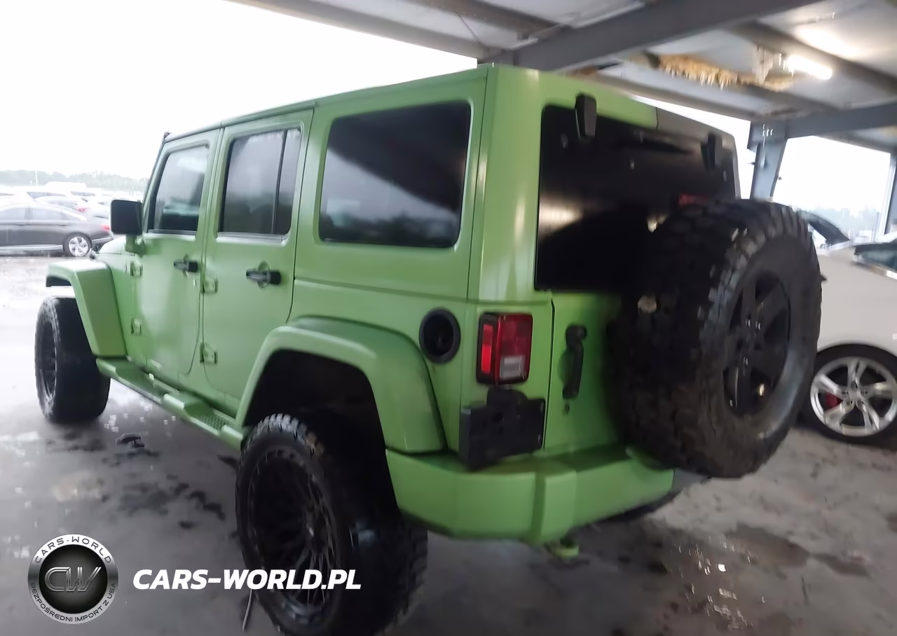 2016 Jeep Wrangler Unlimited Sport VIN:1C4BJWDG8GL333829 - 3