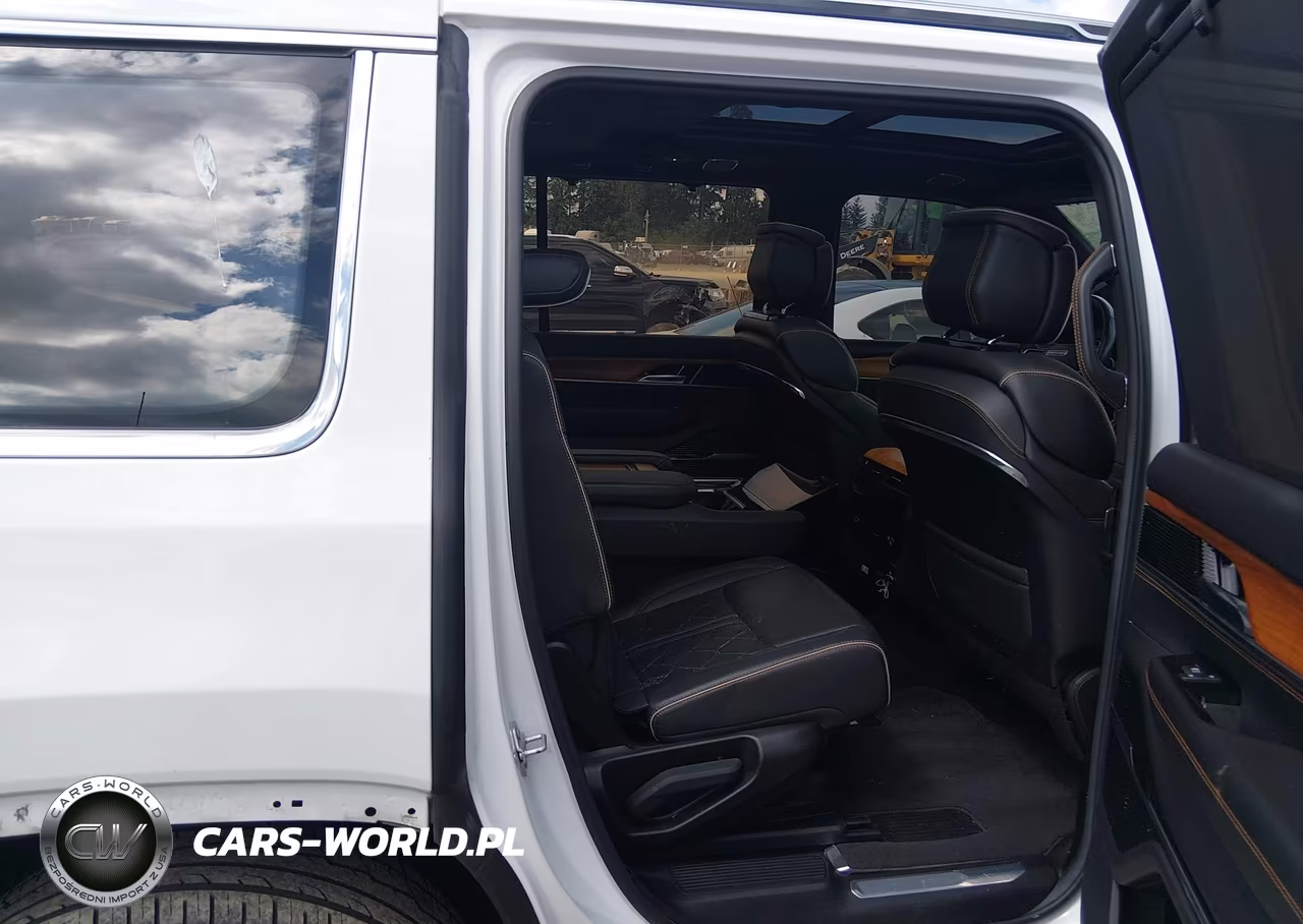 2022 Jeep Grand Wagoneer Series Iii 4X4 VIN:1C4SJVGJ0NS118479 - 8