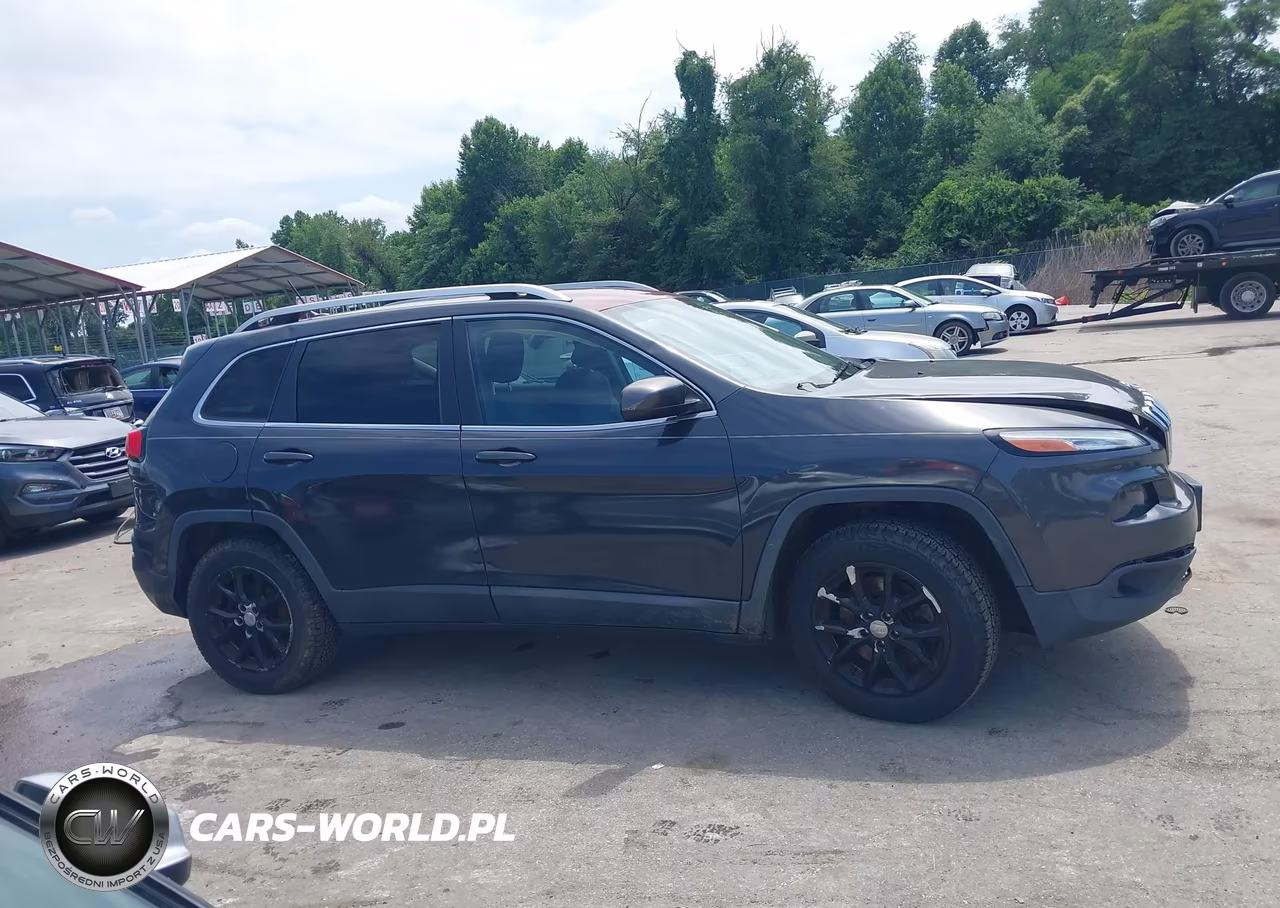 2016 Jeep Cherokee Latitude VIN:1C4PJLCB4GW287263 - 13