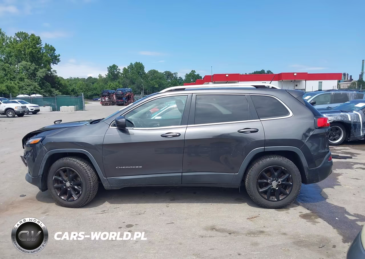 2016 Jeep Cherokee Latitude VIN:1C4PJLCB4GW287263 - 14