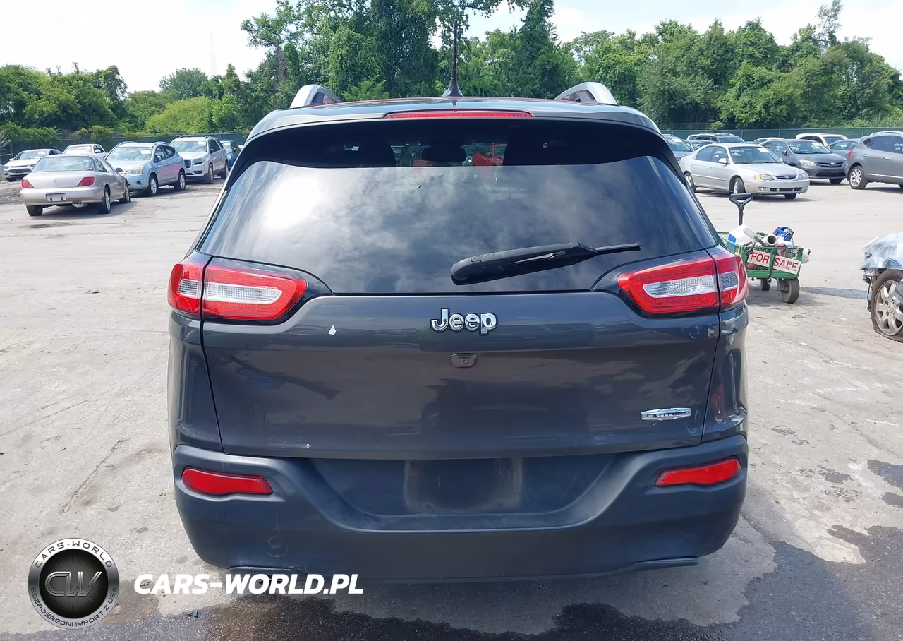 2016 Jeep Cherokee Latitude VIN:1C4PJLCB4GW287263 - 16