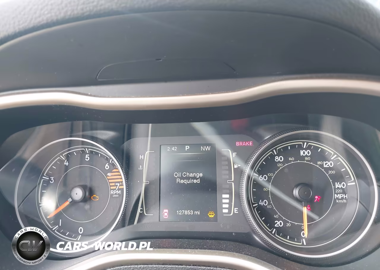 2016 Jeep Cherokee Latitude VIN:1C4PJLCB4GW287263 - 7