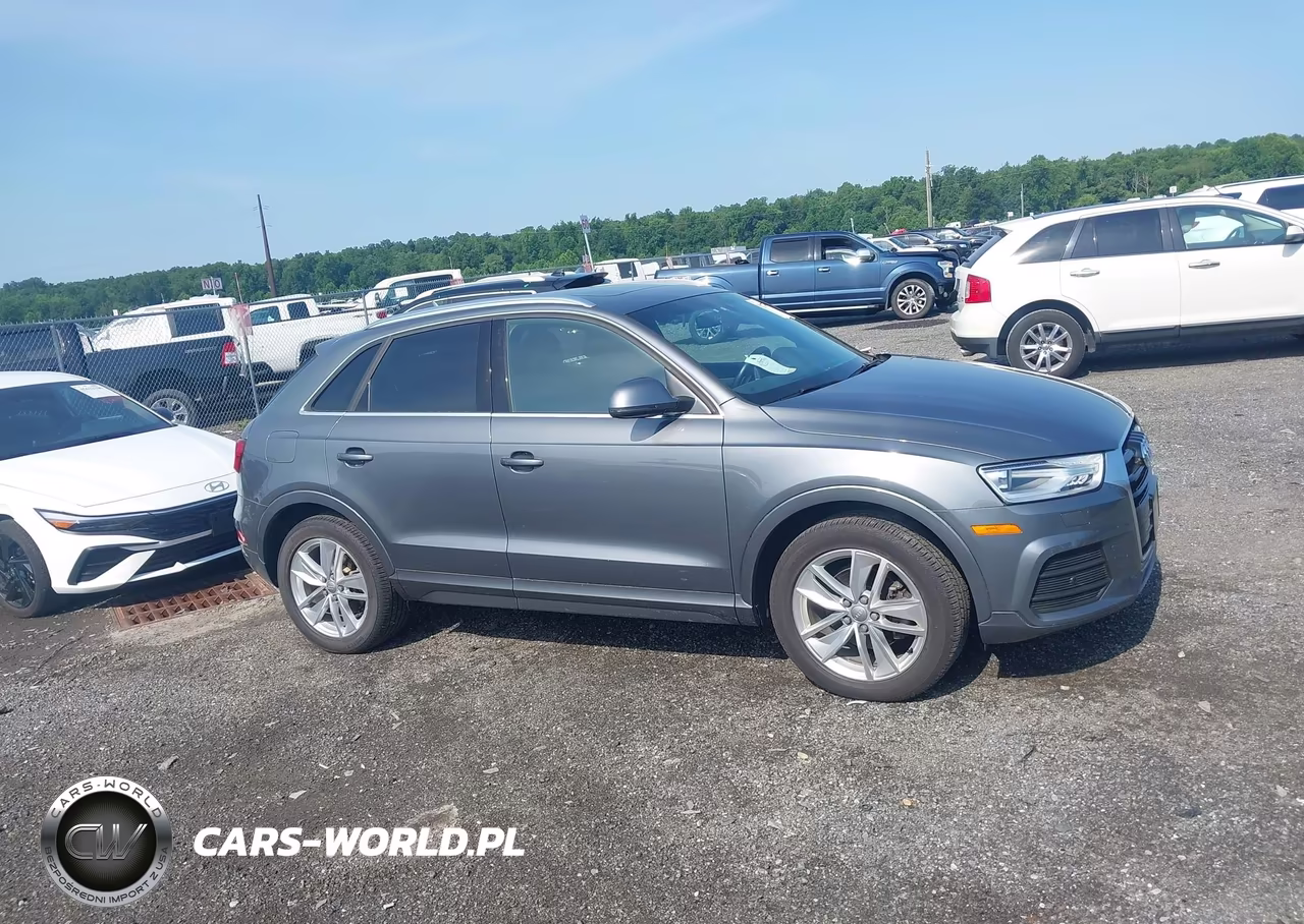 2016 Audi Q3 2.0T Premium Plus VIN:WA1EFCFS4GR013980 - 13