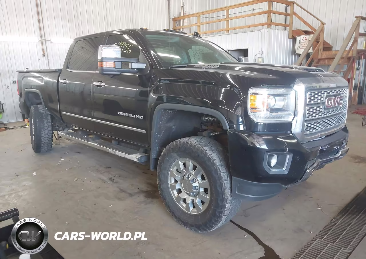 2018 GMC Sierra 3500Hd Denali VIN:1GT42YEY1JF135687 - 1