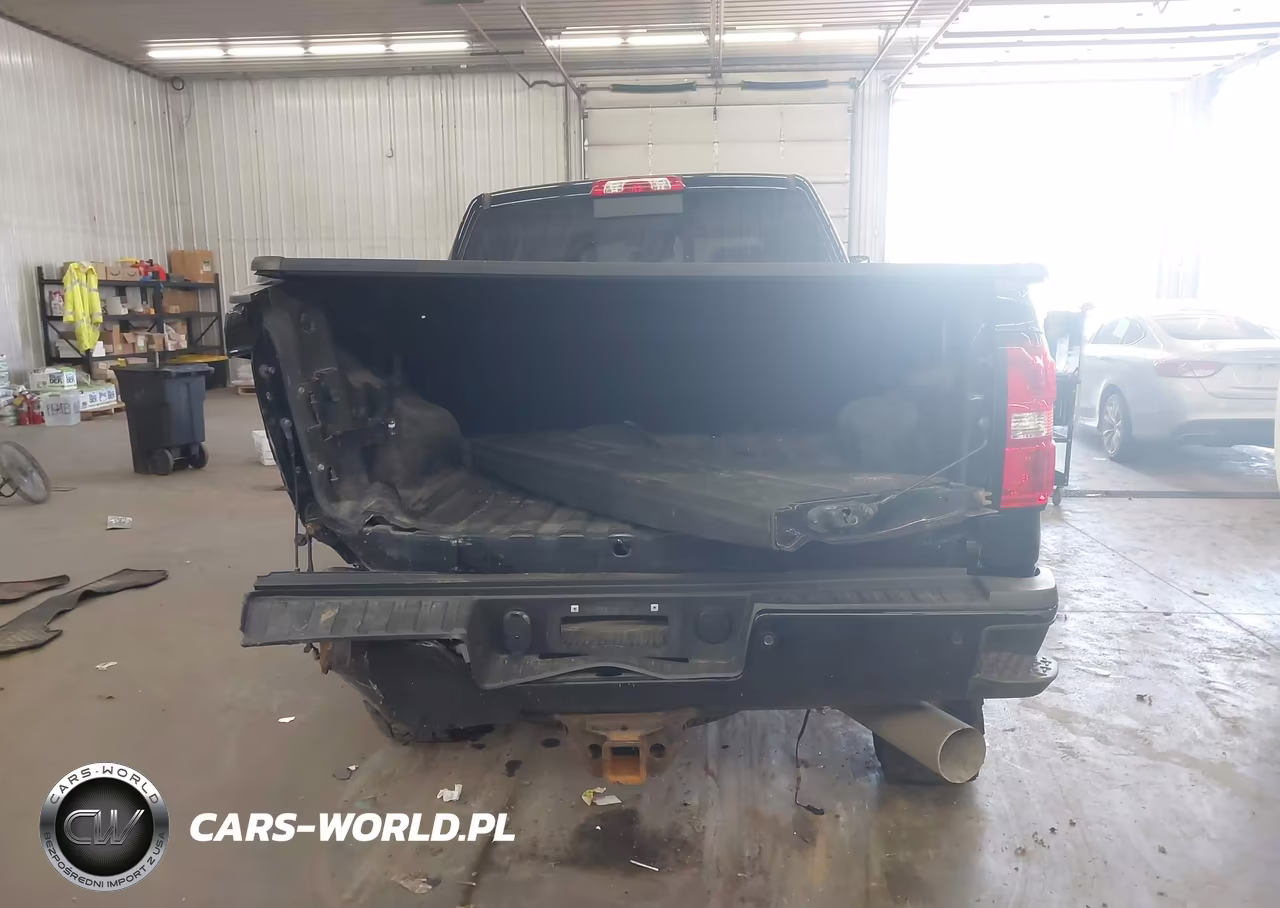2018 GMC Sierra 3500Hd Denali VIN:1GT42YEY1JF135687 - 15