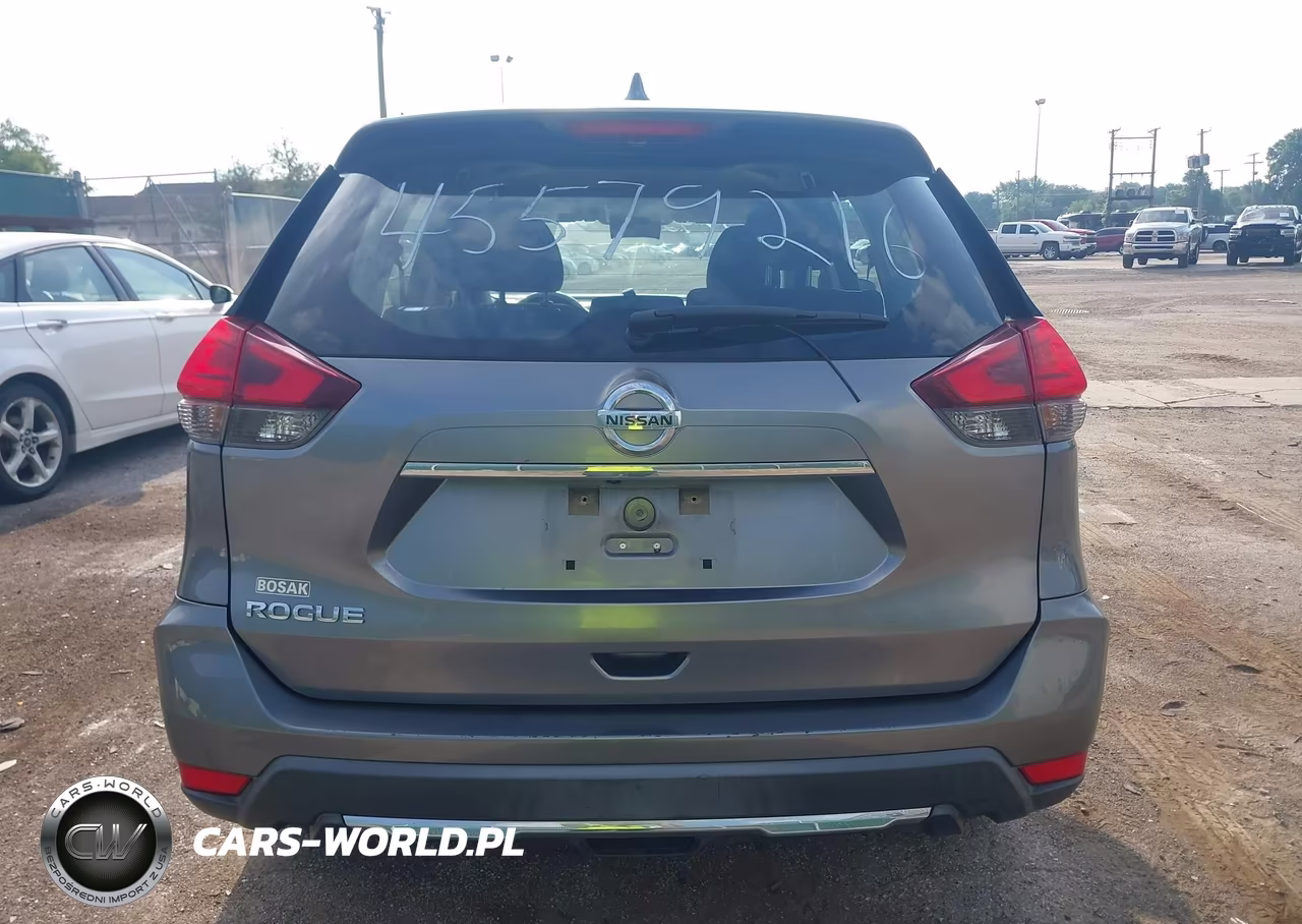 2017 Nissan Rogue S VIN:KNMAT2MT2HP532302 - 16
