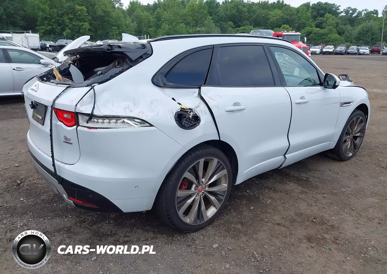 2017 Jaguar F-Pace S VIN:SADCM2BV6HA881416 - 4