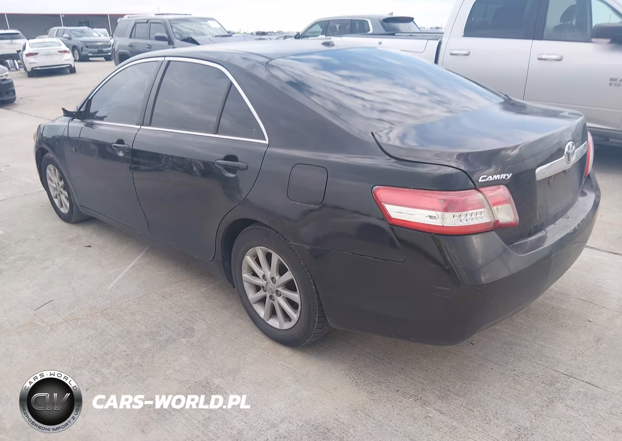 2011 Toyota Camry Xle VIN:4T1BF3EK4BU662688 - 3