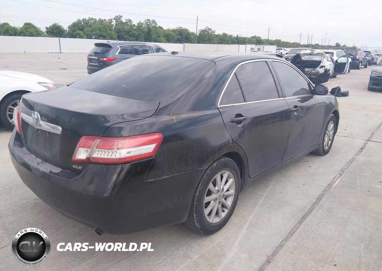 2011 Toyota Camry Xle VIN:4T1BF3EK4BU662688 - 4