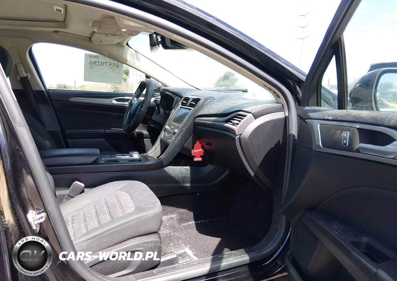 2020 Ford Fusion Hybrid Se VIN:3FA6P0LU4LR113187 - 5