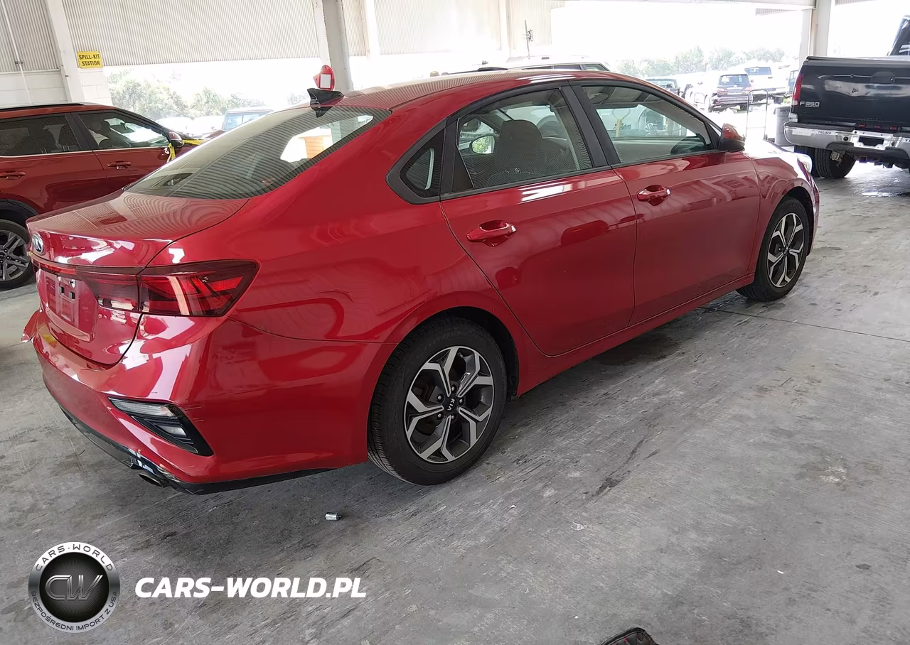 2019 Kia Forte Lxs VIN:3KPF24AD4KE036653 - 4