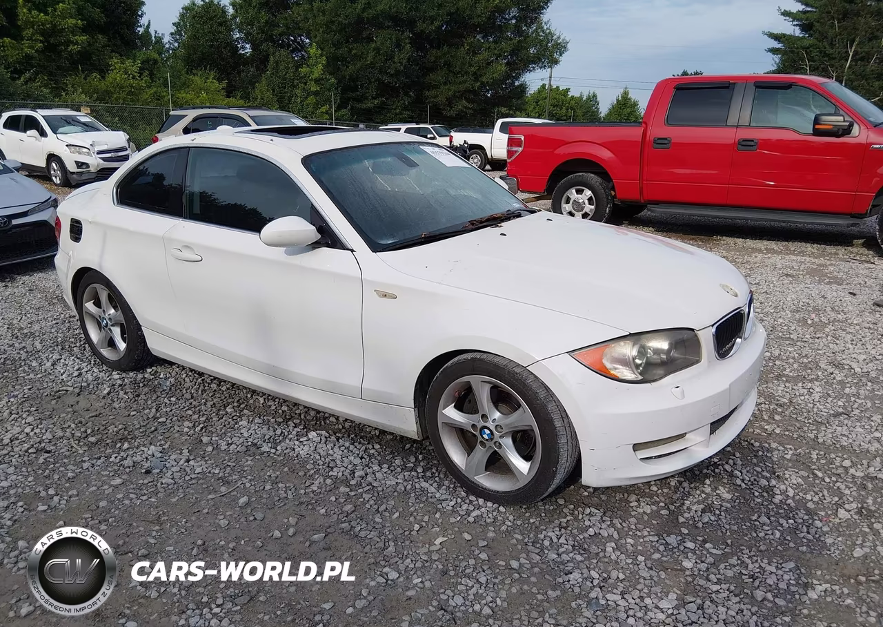 2009 BMW 128I